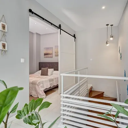 Old Town Luxury Velvet Apartment Rhodes City Exterior photo