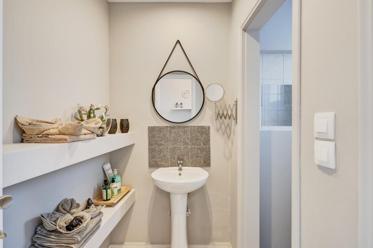 Old Town Luxury Velvet Rhodes City